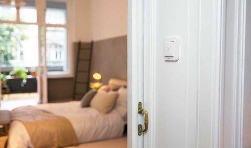 công tắc chuyển trang thái Bosch Smart Home Universal Switch